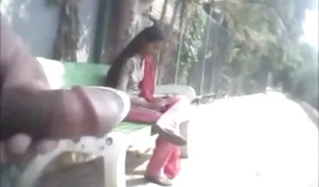 गर्भवती श्यामला एक dildo के साथ सामने लाती हिंदी सेक्सी मूवी फिल्म है