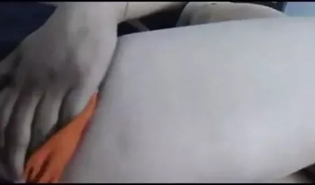 चॉकलेट अन्या आइवी पहले एक सफेद आदमी के साथ चुदाई करती सेक्सी सेक्सी हिंदी फिल्म है