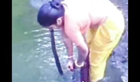 हर कोई पैसे के लिए समर्पण करना सेक्सी फिल्म हिंदी सेक्सी फिल्म हिंदी चाहता है!