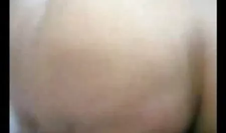 एक सुंदर गोरा भोजपुरी फिल्म सेक्सी Krissy लिन का हस्तमैथुन