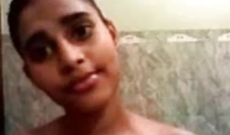 अरब milf मिस पूजा सेक्सी फिल्म बुर्का में blowjob करता है