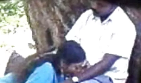 एक कैदी के साथ एक सेल पंजाबी में सेक्सी फिल्म में बीडीएसएम