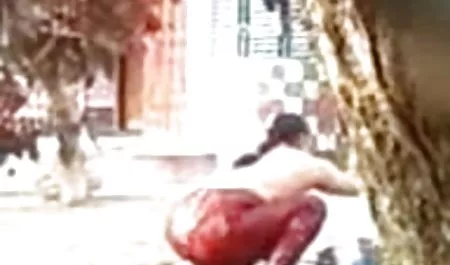 मेरे पास उसे बाहर जयाप्रदा की सेक्सी फिल्म निकालने का समय नहीं था और गांड में समा गया