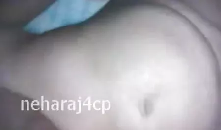 लड़की एक मालिश चिकित्सक द्वारा हिंदी पिक्चर सेक्स बहकाया