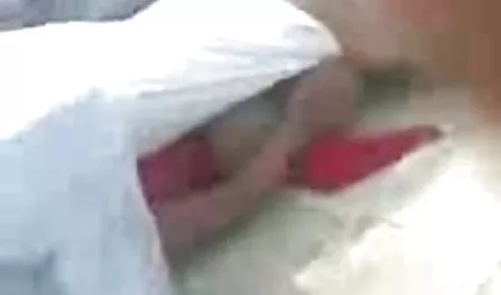 मैंने जयाप्रदा की सेक्सी फिल्म एक आदमी को भगाया, और उसके सामने आत्मसमर्पण कर दिया