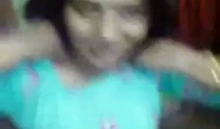 किसान को टुकड़ों सेक्सी फिल्म आनी चाहिए में फाड़ दिया