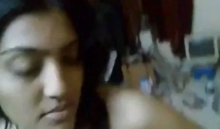 समलैंगिक खेल के लिए सेक्सी मूवी इन हिंदी एक प्रेमिका को जगाया
