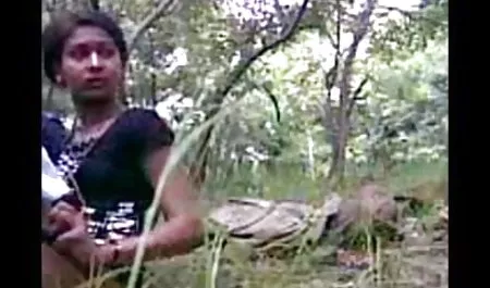 अभिजात वेश्या ने कैमरे के सामने अपनी गांड फिल्म सेक्सी पिक्चर हिला दी