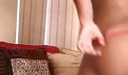 चूत और मुँह में सूजन की सेक्सी मूवी मालिश
