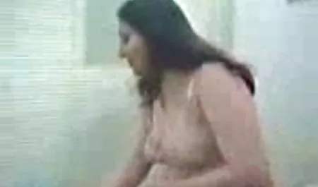 होली वीडियो सेक्सी वीडियो पिक्चर हार्ट को लिली केड से प्यार है