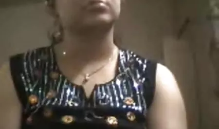 वीनस अपने सेक्सी फिल्म हद में मुंह में एक डीप हलाला लेती है