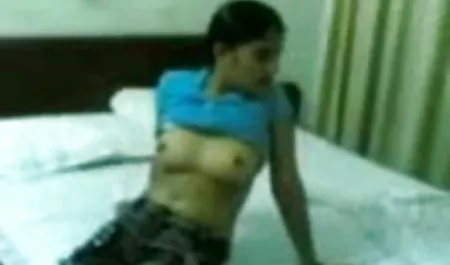 एक लॉलीपॉप को चूसा और मोटे सेक्स पिक्चर सेक्स सिरे पर बैठ गया