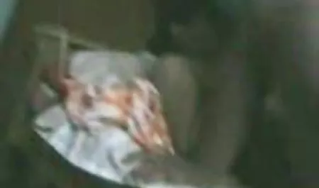 मास्टर एक सुंदर दास को समाप्त करने के लिए सेक्सी फिल्म वीडियो में देखने वाला आता है