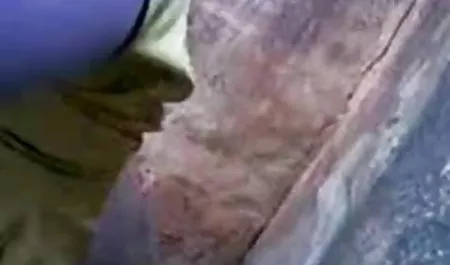 बिस्तर पर किताबों सेक्सी फिल्म हिंदी में साड़ी वाली के अध्ययन से विचलित केसी कैलवर्ट