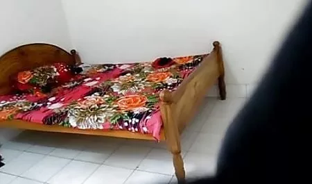 दो जुड़वां फिल्म वीडियो में सेक्सी समलैंगिकों