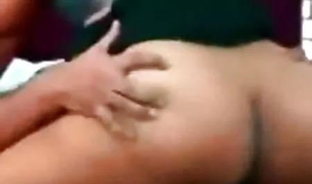 ओलिविया ली को शाम के लिए एक मजबूत मुर्गा मिला सेक्सी फिल्म देखने की