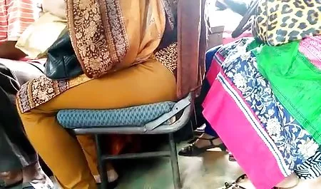 और फिर भी मुझे प्यार चाहिए… सेक्सी फिल्म बीएफ हिंदी