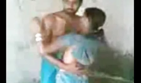 एंजेला डेविस ने अपनी यौन करिश्मा कपूर सेक्सी फिल्म यादें पोस्ट कीं