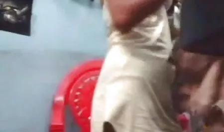बड़ी खुशी के साथ सेक्सी फुल मूवी वीडियो सुंदरता है