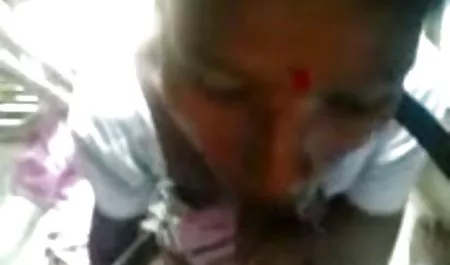 एक होम कैमरे मुझे सेक्सी फिल्म चाहिए पर अपना सेक्स फिल्माया