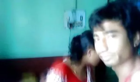 सेक्सी सेक्सी फिल्म मूवी हिंदी शिक्षक जेडन कोल भावी छात्रों को एक सबक देता है