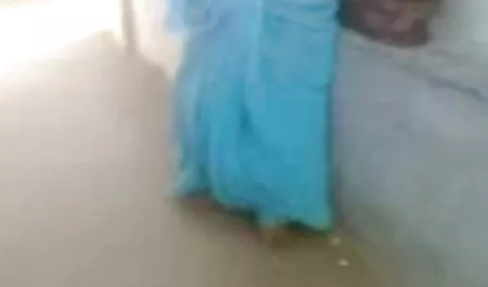 सुंदर गोरा को डिबेंचरी और बीडीएसएम का शौक है सेक्सी फिल्म सेक्सी फिल्म हिंदी में