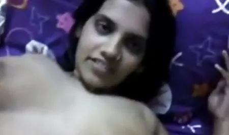 जापानी चूत दो लंडों की गाण्ड भोजपुरी सेक्सी फिल्म भोजपुरी से बहती थी