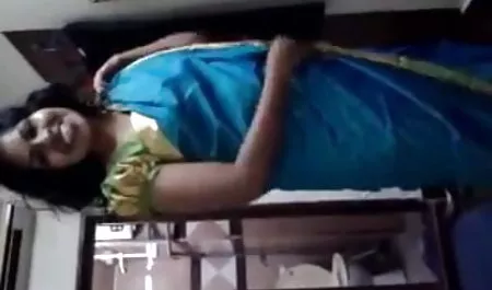 जोसेलिन केली एक बड़ी डिक सेक्सी मूवी हिंदी मूवी की सवारी करती है