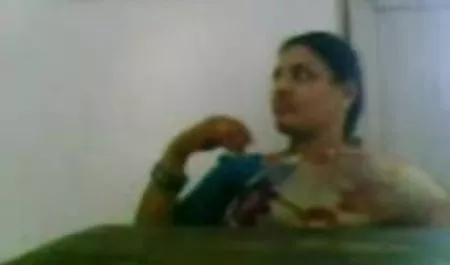 एक बड़े काले डिक द्वारा छेद सेक्सी हिंदी फुल किए गए सेक्सवाइफ