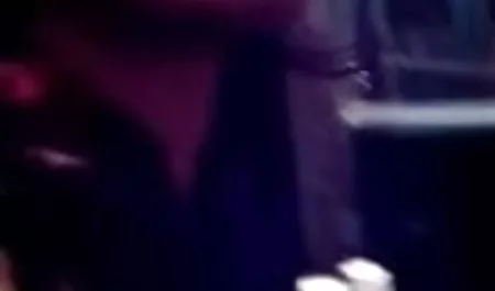 मनोवैज्ञानिक हिंदी की सेक्सी फिल्म के स्वागत में डेबैचरी