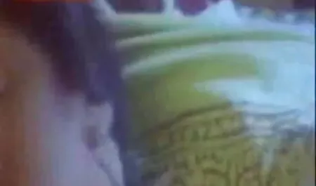 स्टॉकिंग्स में हिंदी फुल सेक्सी मूवी Tia Layne