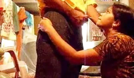 गुदा सेक्सी मूवी सेक्सी पिक्चर सहलाना