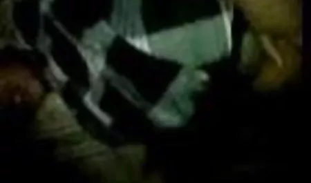 कर्व और स्पैनियार्ड के एक सदस्य पर समाप्त सनी देओल की सेक्सी मूवी होता है