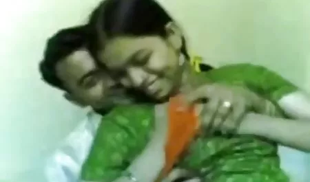 कार्ला कॉक्स ने फुल मूवी सेक्सी हिंदी एक उत्साहित युवक के लिए फूटजॉब बनाया
