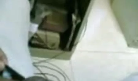 ब्रैड वाली लड़की और दो बड़े लंड सेक्सी फिल्म सेक्स करने वाली