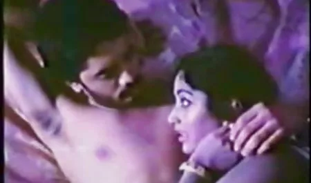 बेले स्पार्क्स पेंसिल पेंसिल का सेक्सी वीडियो सेक्सी वीडियो मूवी आनंद लेता है