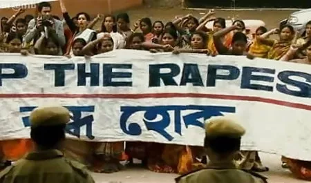 एक सेक्सी भोजपुरी फिल्म गैंगबैंग में दुल्हन