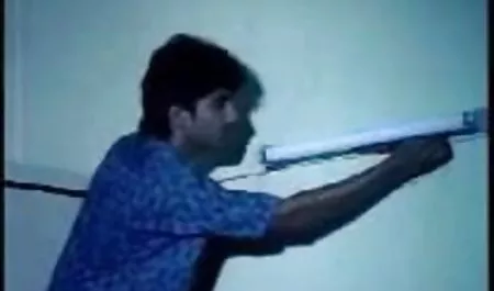 डॉक्टर ने रोगी को कार्यालय में बंद करने और गड़बड़ करने के सेक्सी इंग्लिश फिल्म लिए कहा