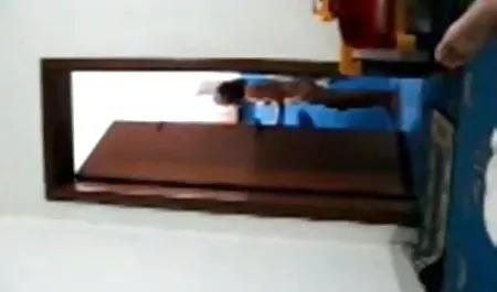 अयाना एंजेल एक विशाल अश्वेत व्यक्ति के साथ सोया हिंदी में सेक्सी बीएफ मूवी था