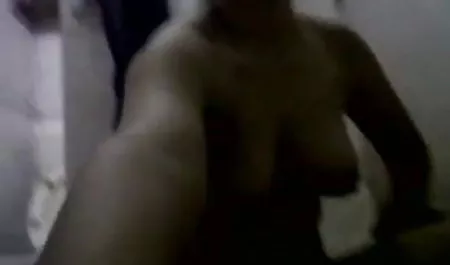 समर ब्रील ने डाँटा और सेक्सी फिल्म हद में अपने आदमी को पीटा