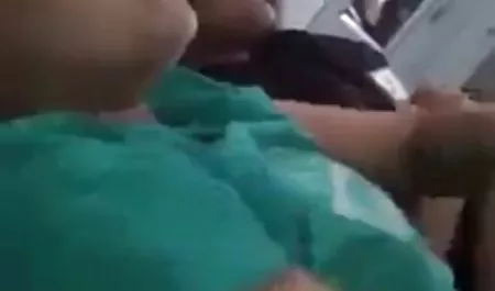 मुफ्त में वेन्च! सेक्सी हिंदी वीडियो मूवी