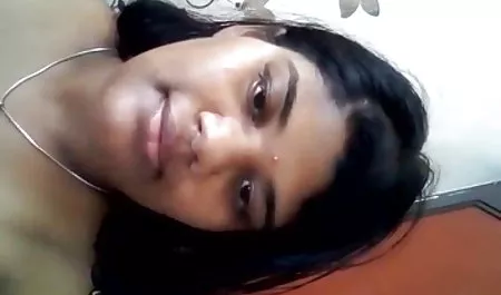 दो दोस्तों के साथ दो गर्लफ्रेंड इंग्लिश सेक्सी वीडियो ब्लू पिक्चर की झड़प