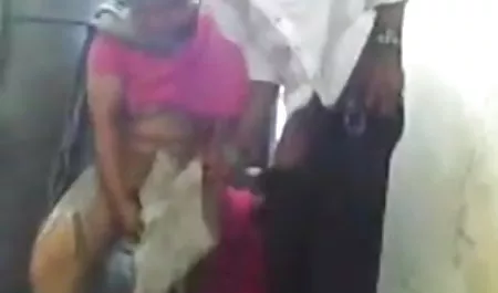 जोसी जैगर कक्षा के बाद गड़बड़ हो जाती हिंदी फिल्म सेक्सी है