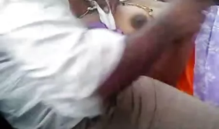 गैरेज में उसे अपने नई मूवी सेक्सी पंजे के साथ एक सदस्य के रूप में छीलना